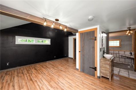 358 Hoopenhobe Lane Pulaski Township PA 16159