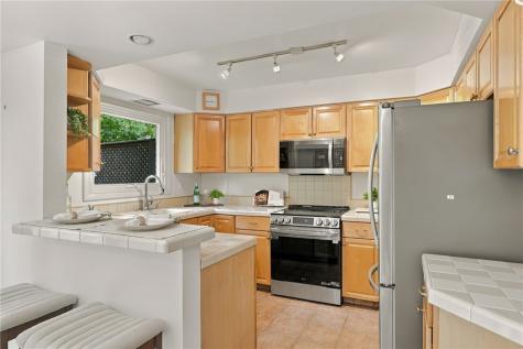 1125 Sunrise Drive Mt Lebanon PA 15243