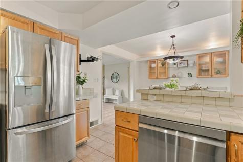 1125 Sunrise Drive Mt Lebanon PA 15243