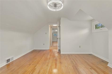 1125 Sunrise Drive Mt Lebanon PA 15243