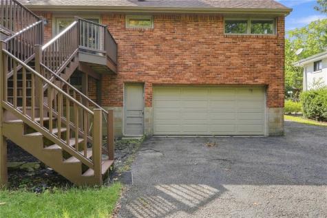 1125 Sunrise Drive Mt Lebanon PA 15243