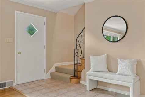 1125 Sunrise Drive Mt Lebanon PA 15243