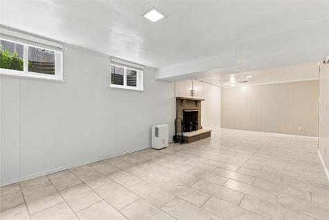 102 Braun Street Shaler PA 15223