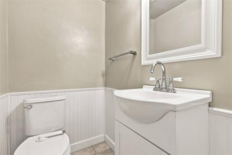 102 Braun Street Shaler PA 15223