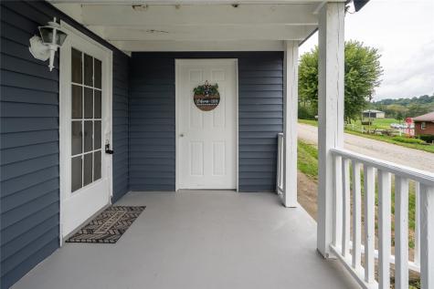 6 Browarsky Boulevard Avella PA 15312