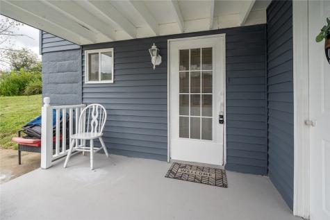 6 Browarsky Boulevard Avella PA 15312