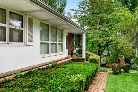 603 Wood Street Ellwood City PA 16117