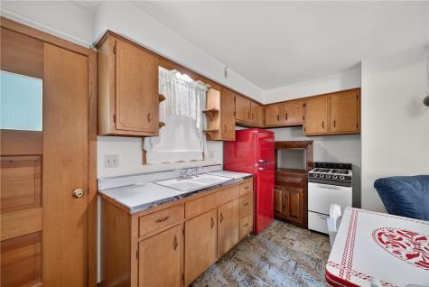 603 Wood Street Ellwood City PA 16117