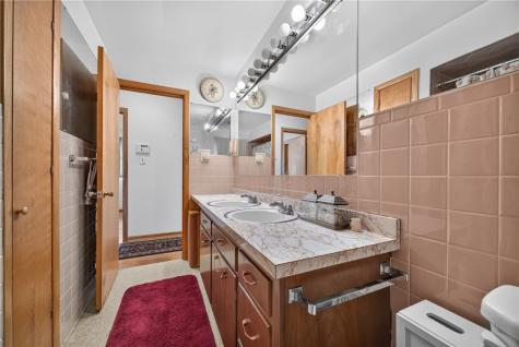 603 Wood Street Ellwood City PA 16117