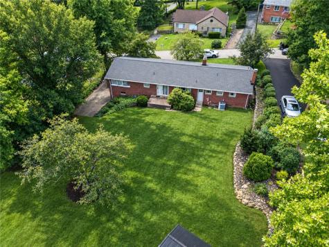 603 Wood Street Ellwood City PA 16117