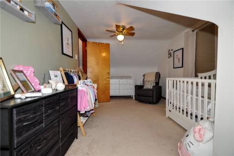 5164 Glenhurst Road Lincoln Place PA 15207