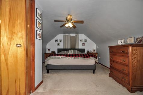 5164 Glenhurst Road Lincoln Place PA 15207