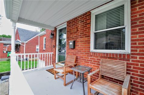5164 Glenhurst Road Lincoln Place PA 15207