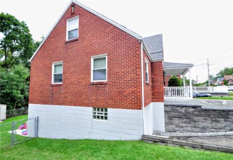 5164 Glenhurst Road Lincoln Place PA 15207