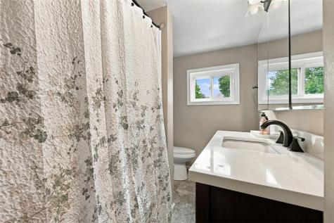 54 Sampson Avenue Ingram PA 15205