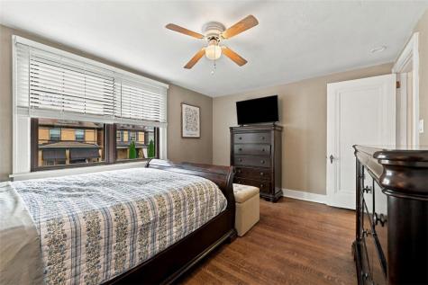 54 Sampson Avenue Ingram PA 15205
