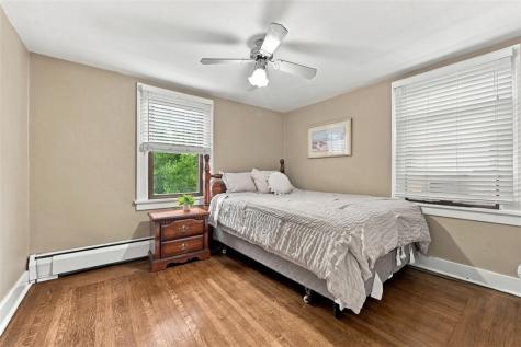 54 Sampson Avenue Ingram PA 15205