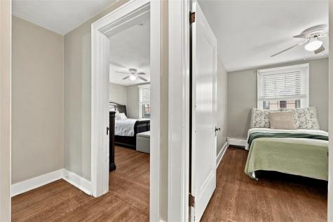 54 Sampson Avenue Ingram PA 15205