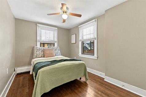 54 Sampson Avenue Ingram PA 15205