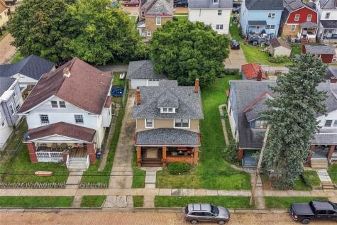 54 Sampson Avenue Ingram PA 15205