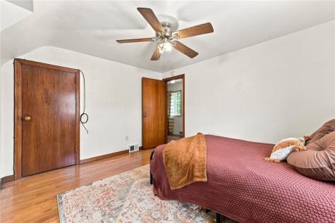 3528 Cambria Street Munhall PA 15120