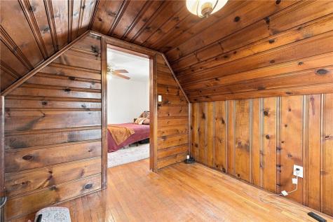 3528 Cambria Street Munhall PA 15120