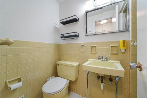 1808 Woodcove Place Banksville/westwood PA 15216