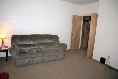 85 2nd Street California PA 15419