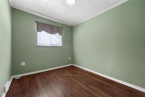 18 Charlton Street Ingram PA 15205