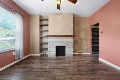 18 Charlton Street Ingram PA 15205
