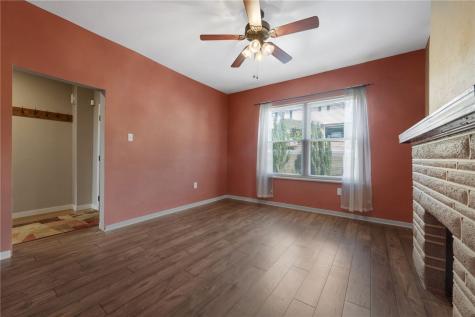 18 Charlton Street Ingram PA 15205