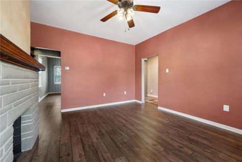 18 Charlton Street Ingram PA 15205