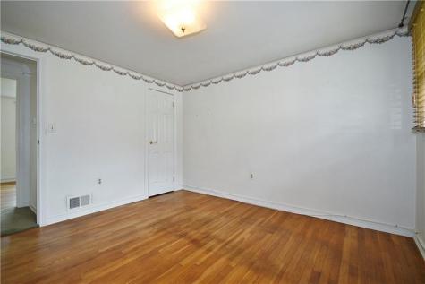 371 Chess Street Bridgeville PA 15017