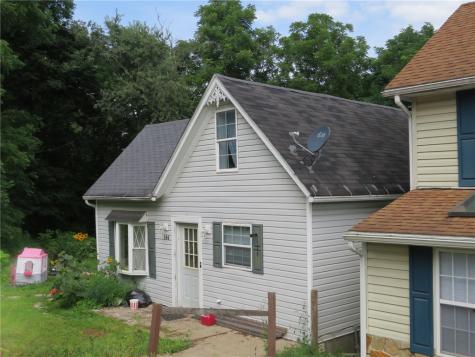 144 Armstrong Avenue City Of But Sw PA 16001
