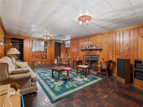 400 Franklin Street E Pittsburgh PA 15112