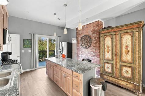 1701 Meadville Street Fineview PA 15214
