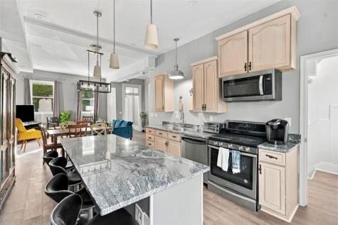 1701 Meadville Street Fineview PA 15214