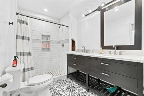 1701 Meadville Street Fineview PA 15214