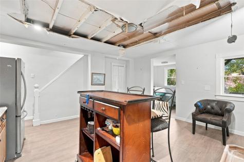 1701 Meadville Street Fineview PA 15214