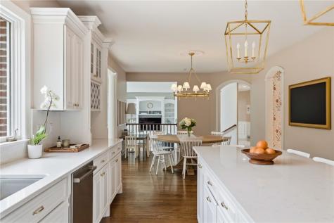 7000 Pinehurst Drive Collier Township PA 15142