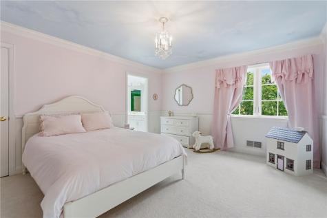 7000 Pinehurst Drive Collier Township PA 15142