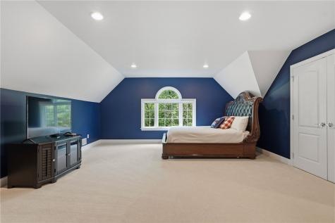 7000 Pinehurst Drive Collier Township PA 15142