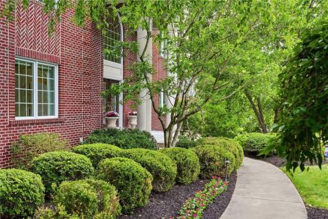 7000 Pinehurst Drive Collier Township PA 15142