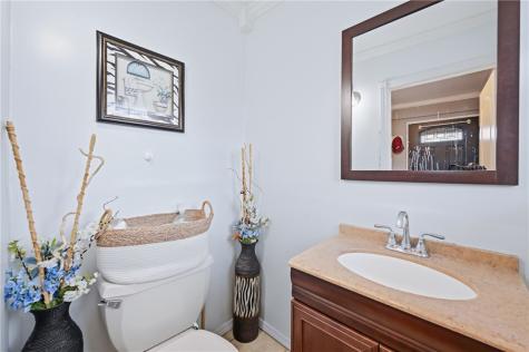66 S 7th Street Sharpsville PA 16150