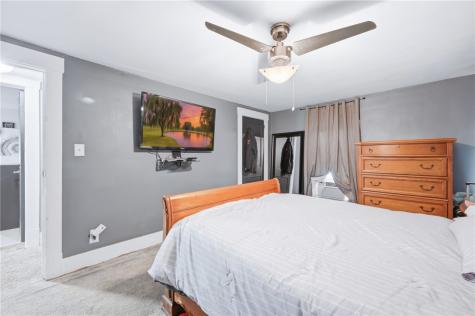 66 S 7th Street Sharpsville PA 16150