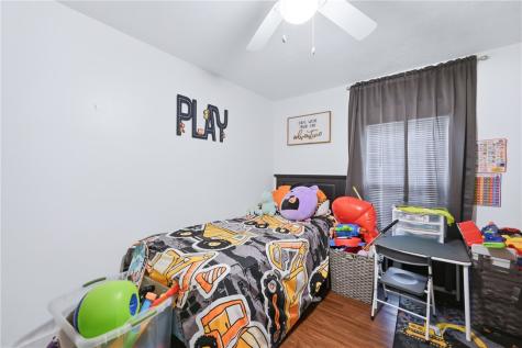 66 S 7th Street Sharpsville PA 16150