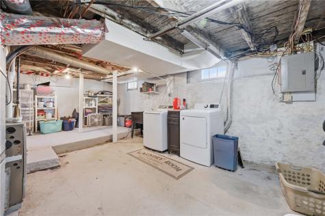 66 S 7th Street Sharpsville PA 16150