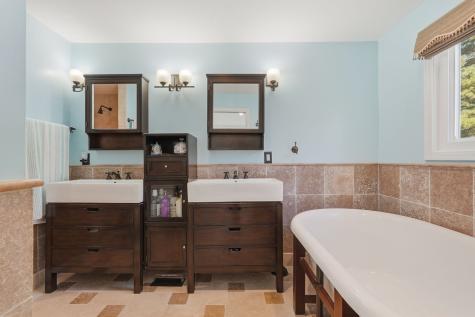 2501 Tall Timber Drive Hampton PA 15101