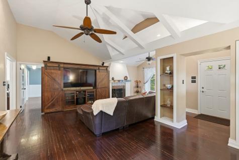 2501 Tall Timber Drive Hampton PA 15101