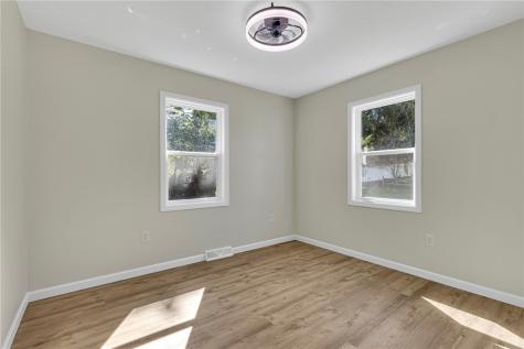 1289 Chestnut Street Monaca PA 15061